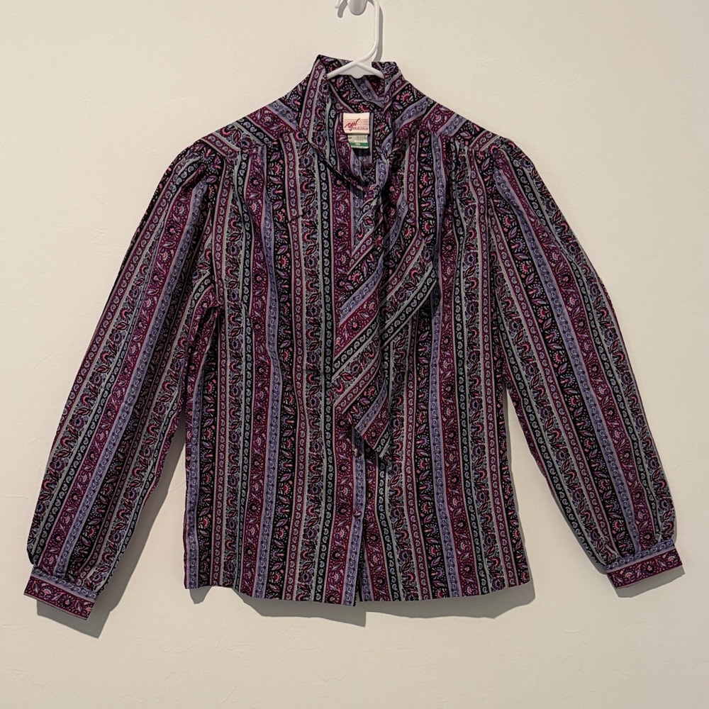 VINTAGE GW originals 80s purple with blue pattern women blouse silk feel size 10